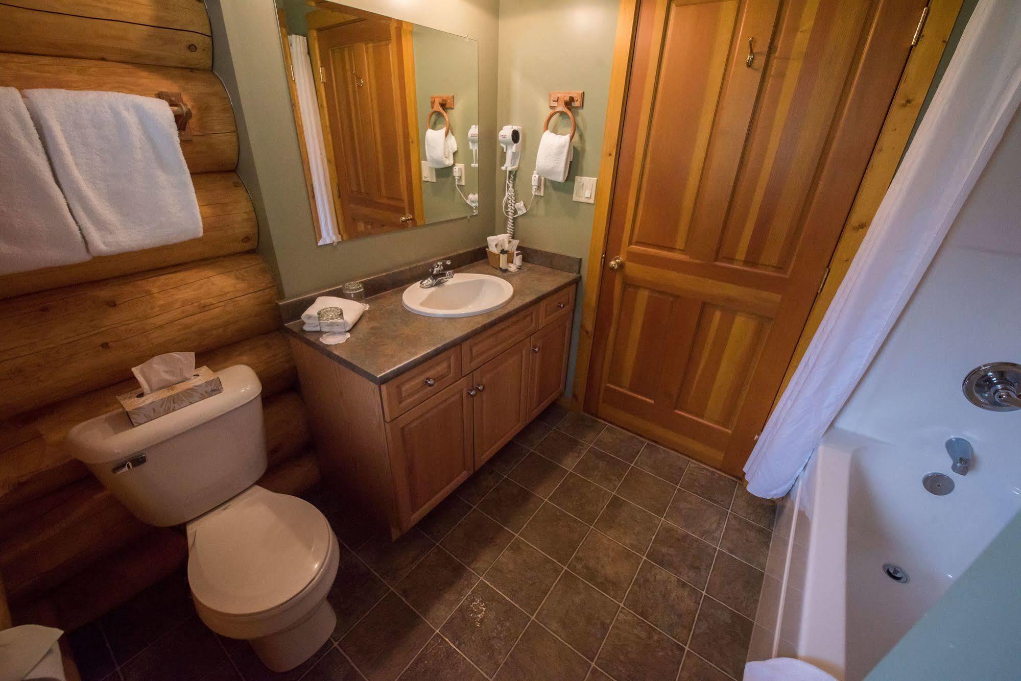 Alpine Meadows Resort Clearwater Exterior foto
